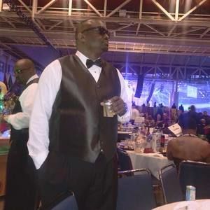 Meet your Posher, Eric